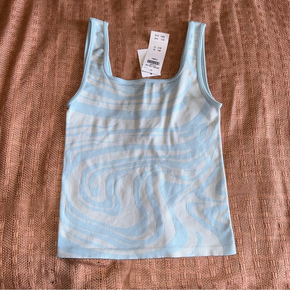 Hollister Tops - NWT Hollister tank top